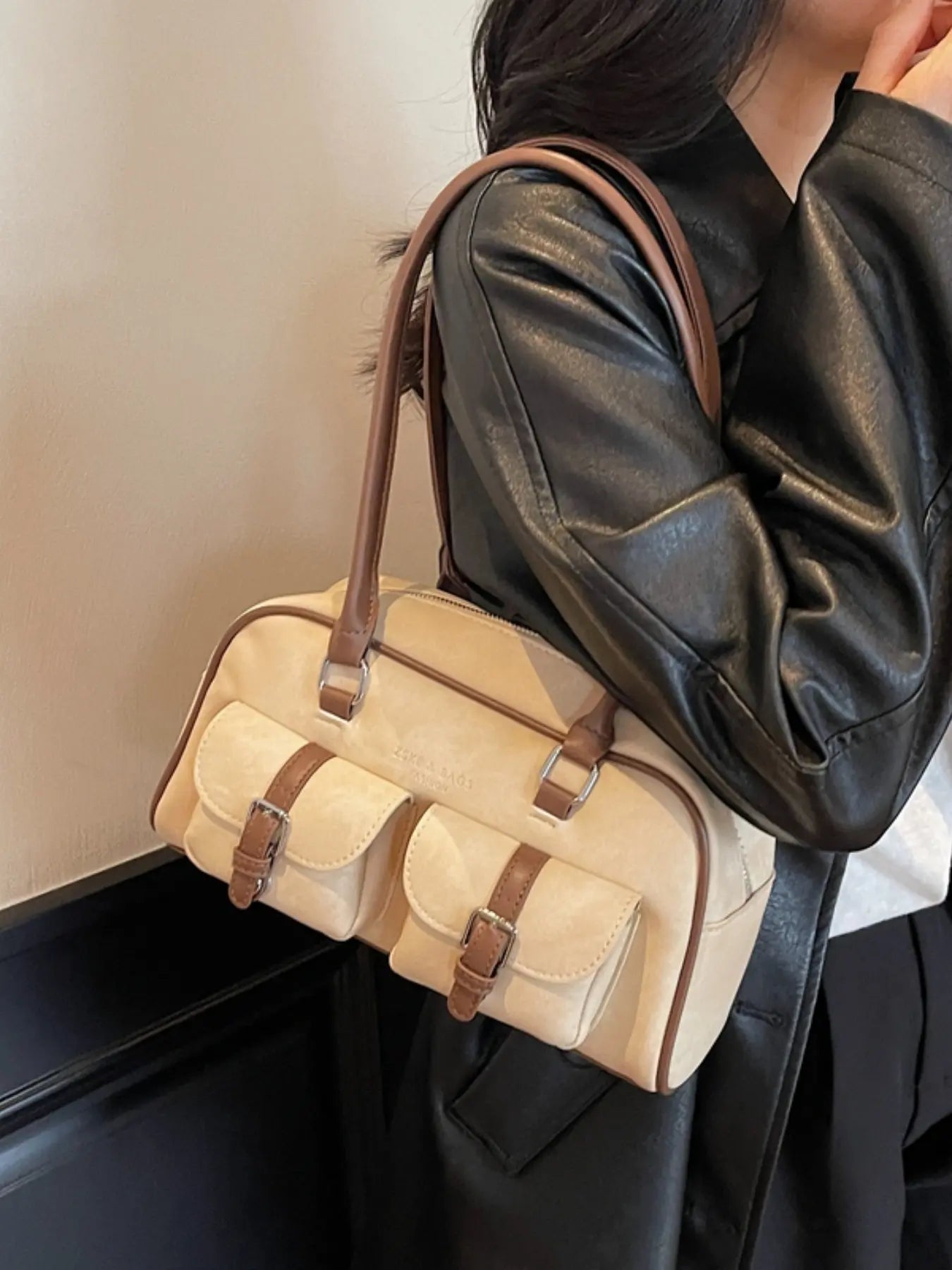 Women'S Solid Color Classic Flap Shoulder Bag, Fashionable Large Capacity Shoulder Bag with Charm, Casual Versatile Commuting Bag for Daily Used