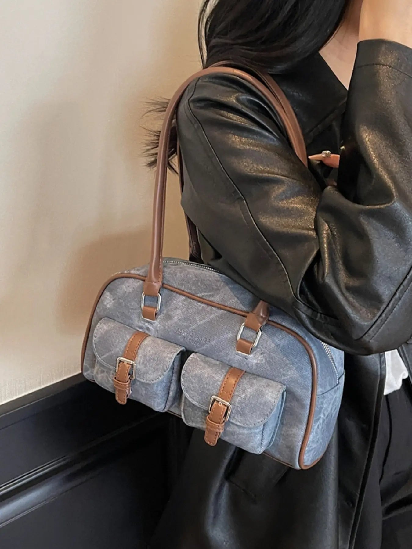 Women'S Solid Color Classic Flap Shoulder Bag, Fashionable Large Capacity Shoulder Bag with Charm, Casual Versatile Commuting Bag for Daily Used