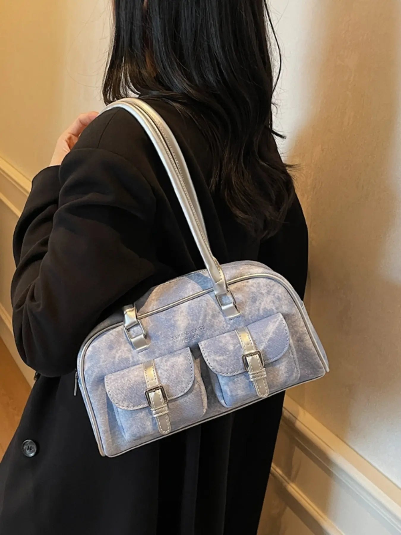 Women'S Solid Color Classic Flap Shoulder Bag, Fashionable Large Capacity Shoulder Bag with Charm, Casual Versatile Commuting Bag for Daily Used
