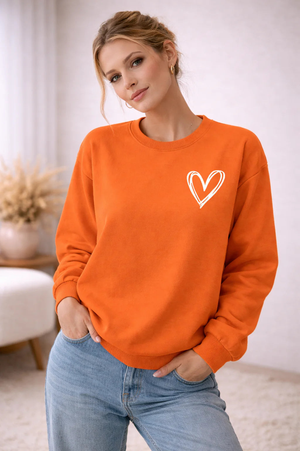 Emily™ - Minimalist Cozy Sweatshirt