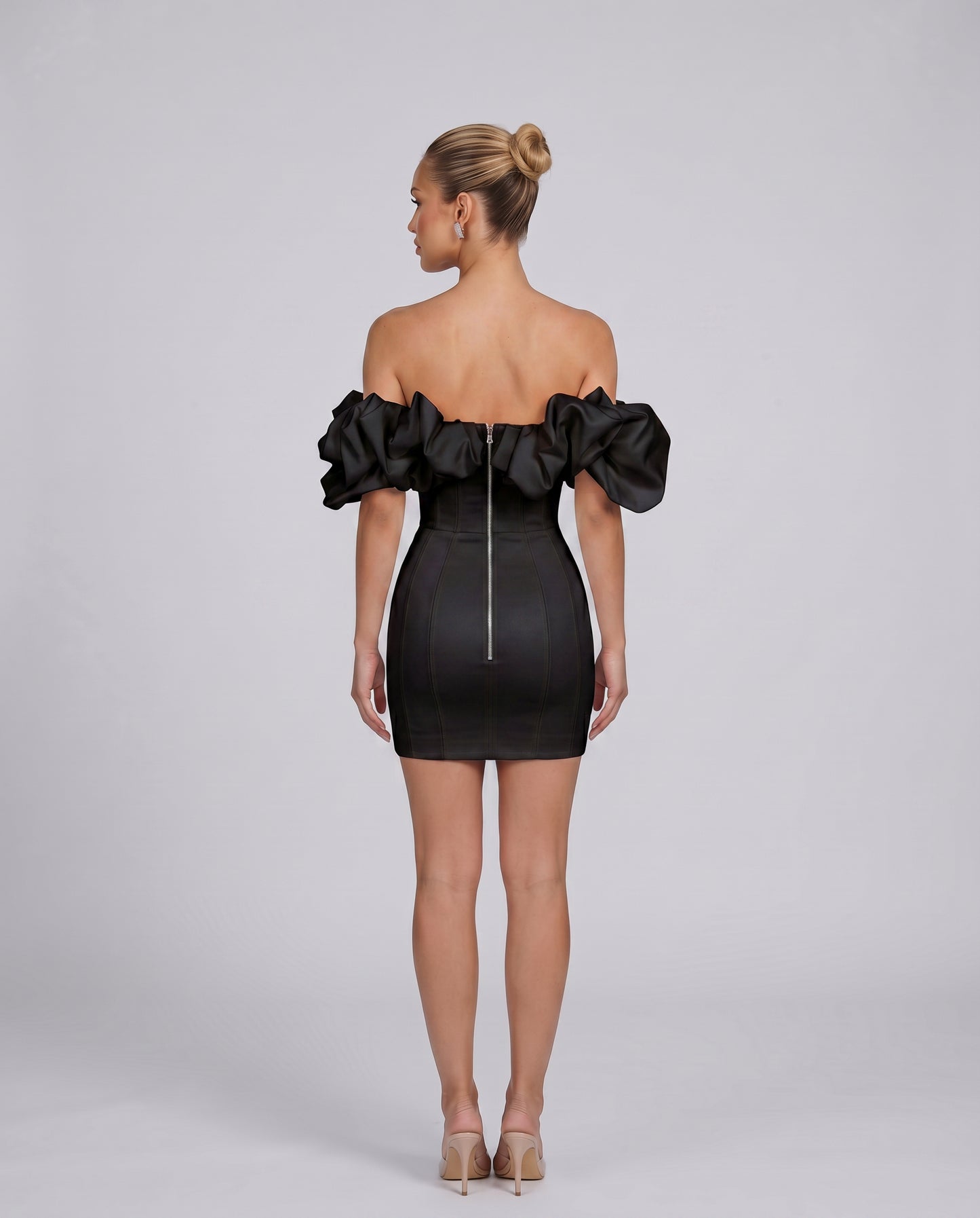 Hazel | Mini Dress with Off-Shoulder Ruffle Bodice