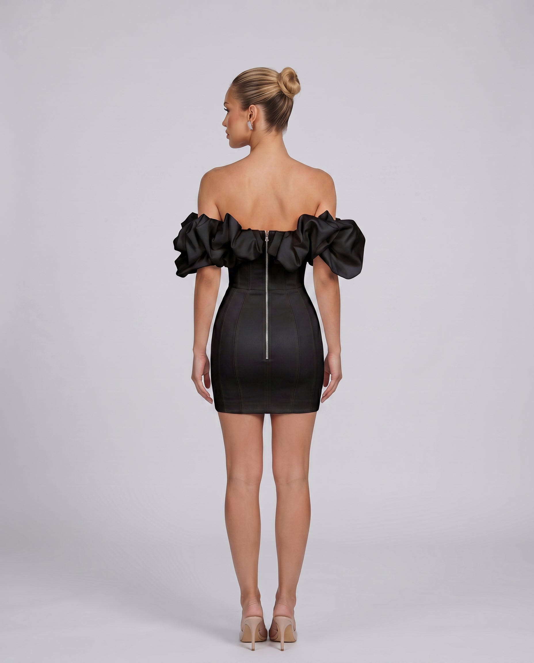 Hazel | Mini Dress with Off-Shoulder Ruffle Bodice