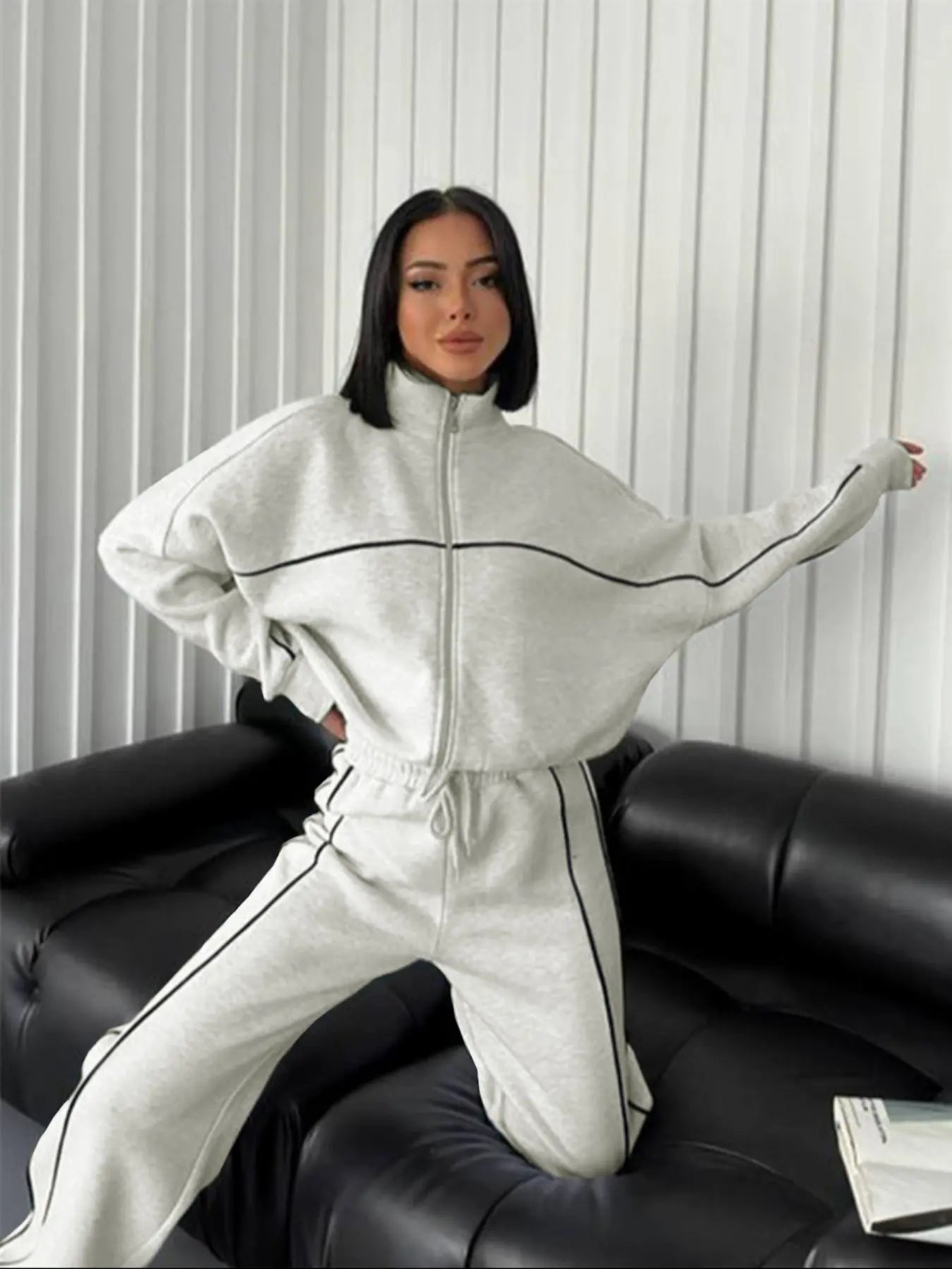 Women'S Sports Sweatshirt Long Pants Set, Casual Sportswear for Women, Comfortable & Stylish for Daily Wear, Athleisure Wear Set